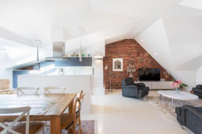 Stunning Huvilakatu Penthouse
